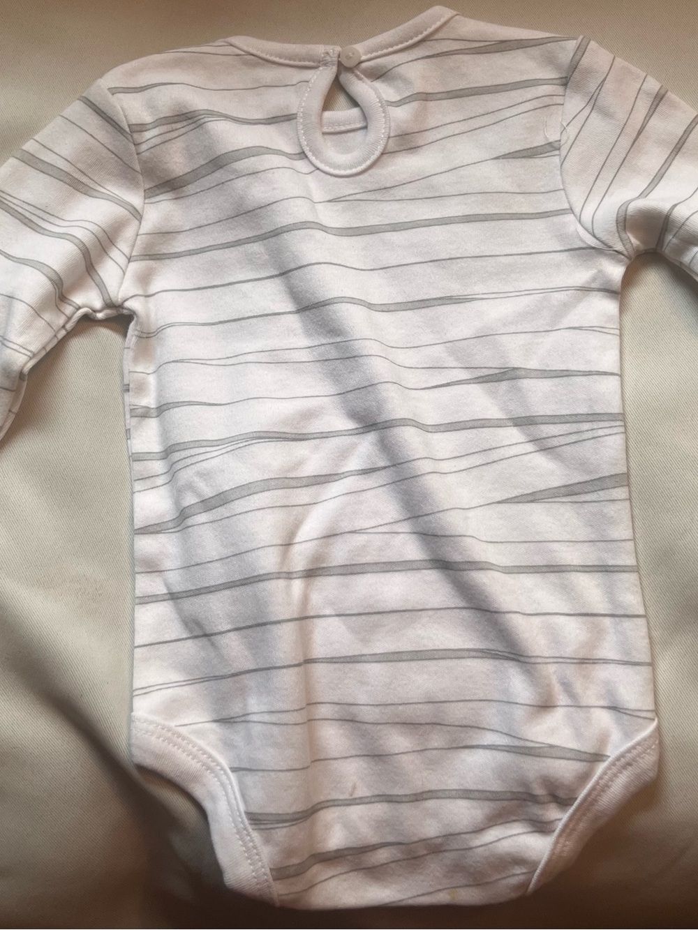 René Rofé Baby White Grey Striped Long Sleeve Bodysuit 3-6 Mos NWOT